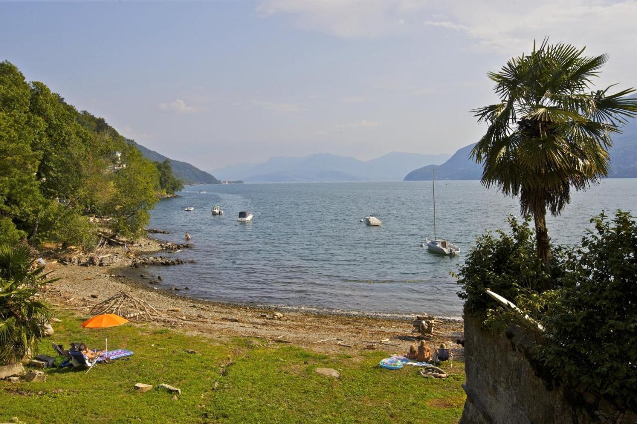 Bella Casa Alla Spiaggia Tronzano Lago Maggiore Exterior photo