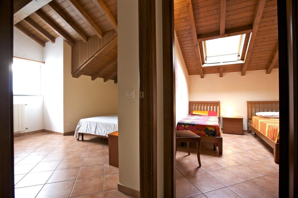 Bella Casa Alla Spiaggia Tronzano Lago Maggiore Exterior photo